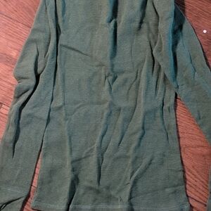 Green Long Sleeve Top